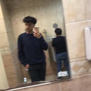 Meet your Posher, Moises